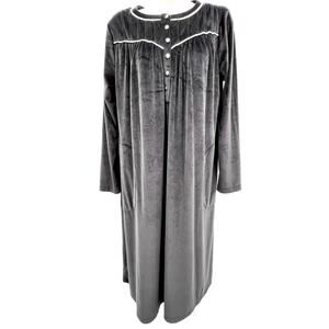 Aria Collection Nightgown Women's‎ S Black Velour Vintage-Style Buttons Pleating